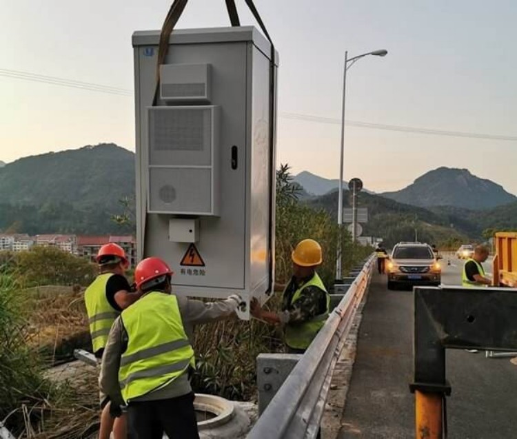 电源发生器的安装 电源发生器的安装